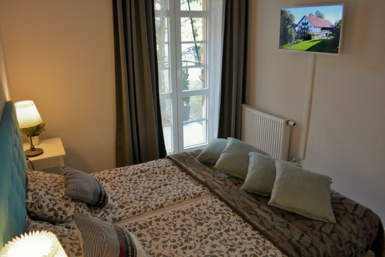 Marina Park Apartment Свиноуйсьце Экстерьер фото